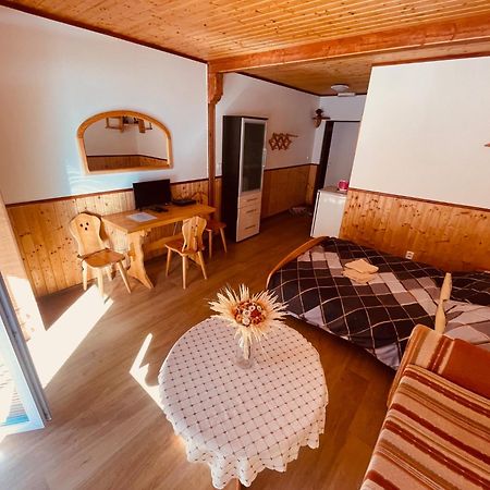 Pension Peklo Трутнов Экстерьер фото
