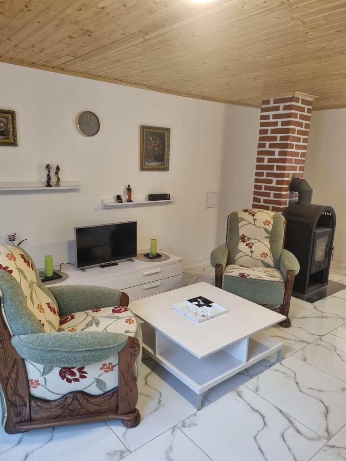 Pension Peklo Трутнов Экстерьер фото