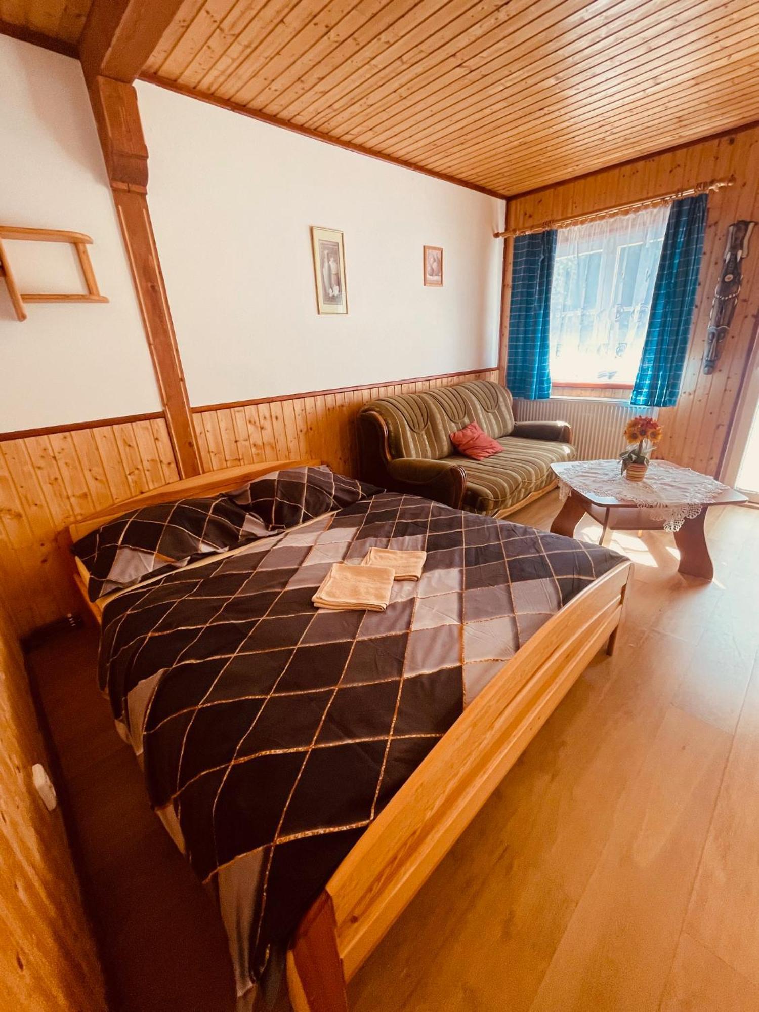 Pension Peklo Трутнов Экстерьер фото