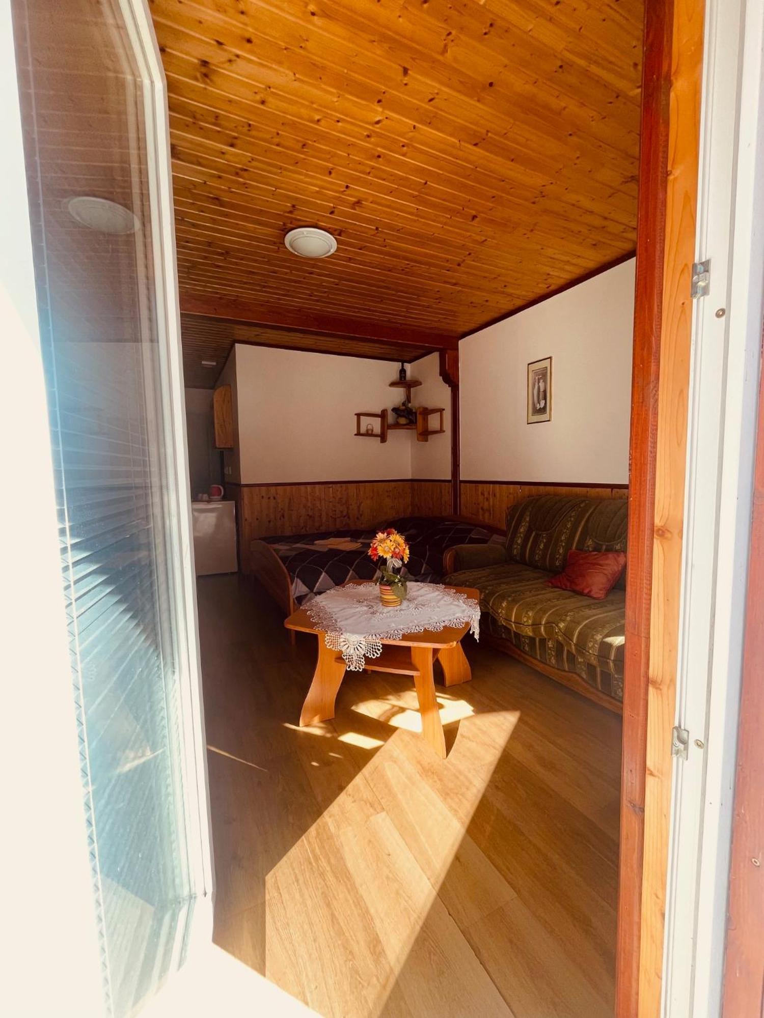 Pension Peklo Трутнов Экстерьер фото